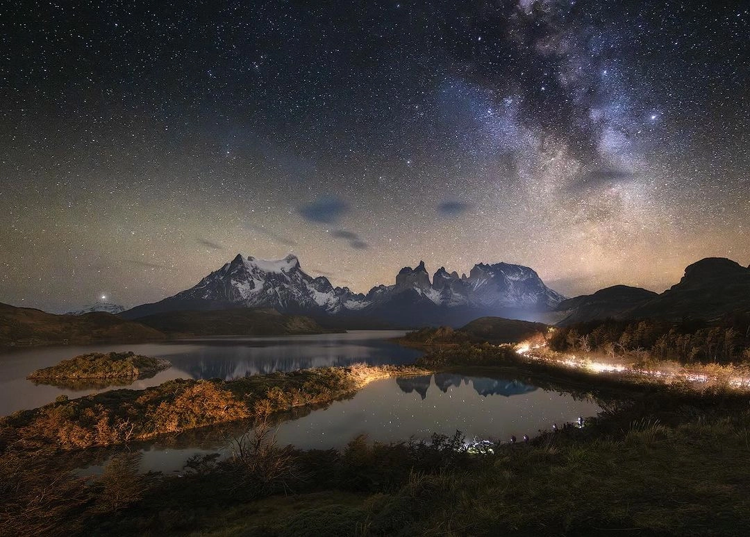 Astronomy Winner March - A line of stars in the night sky